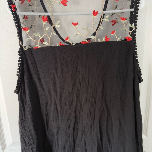 Vintage Black Dress with Floral Embroidery - Picture 6 of 8
